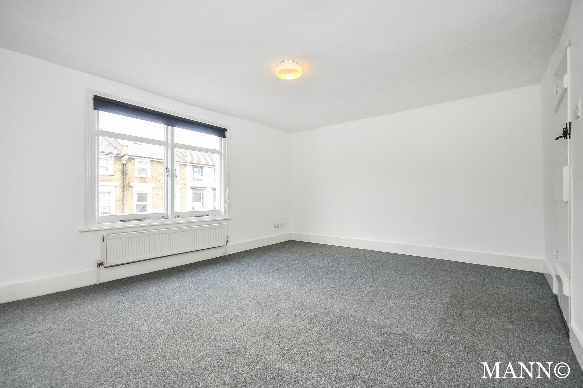 Flat Lee High Road in Greater London