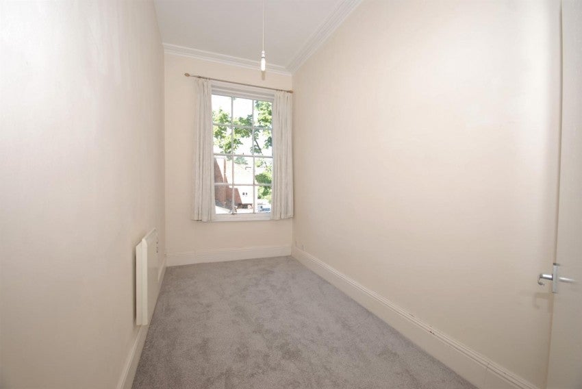 Flat Portland Street in Royal Leamington Spa