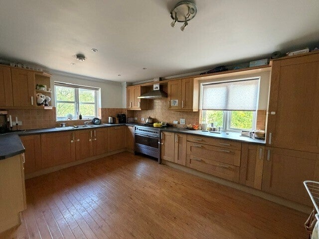 Flat Wickstead Avenue in Milton Keynes