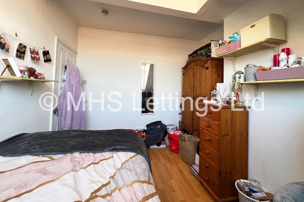 Room Delph Mount in Leeds