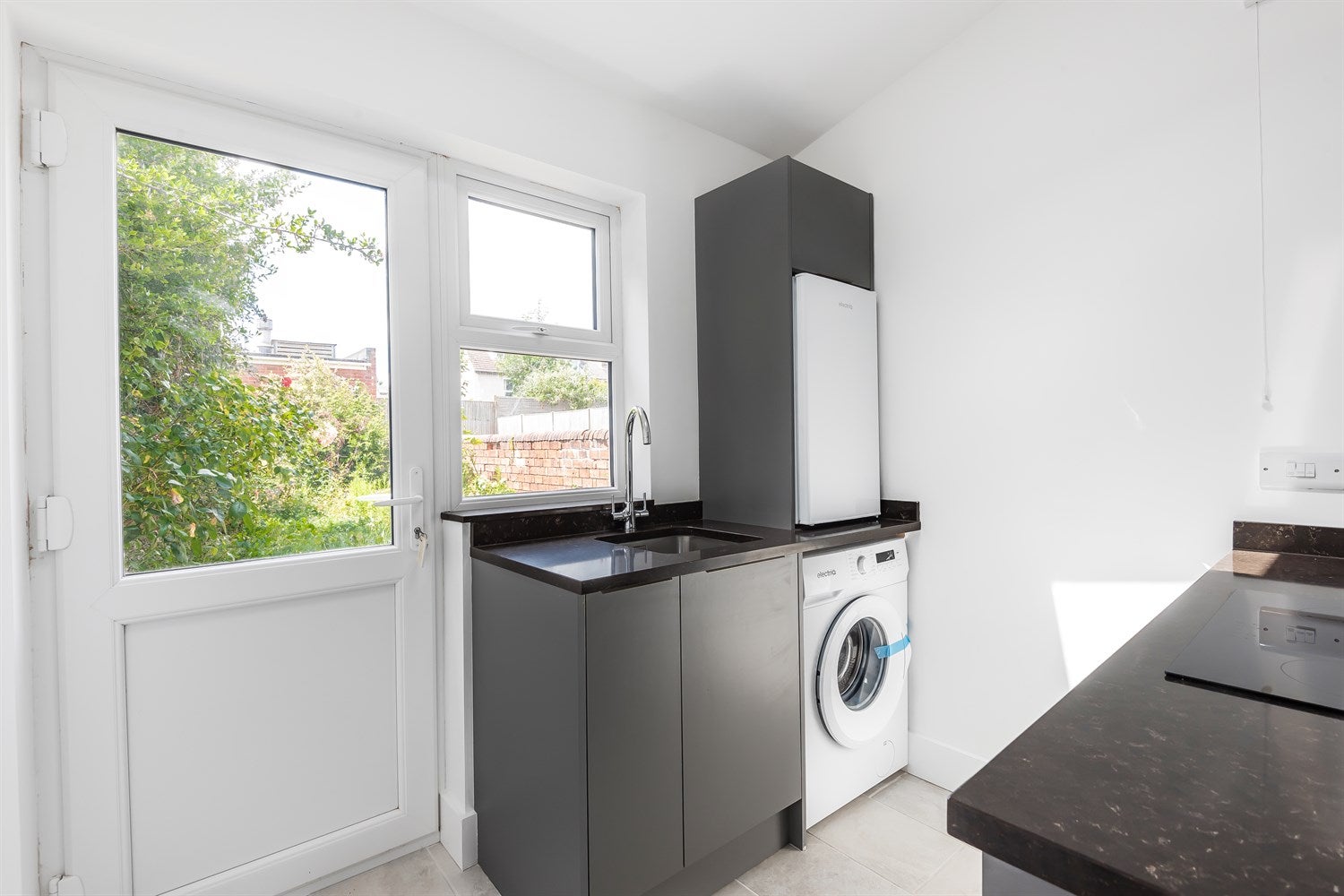 Flat Malthouse Lane in Reading