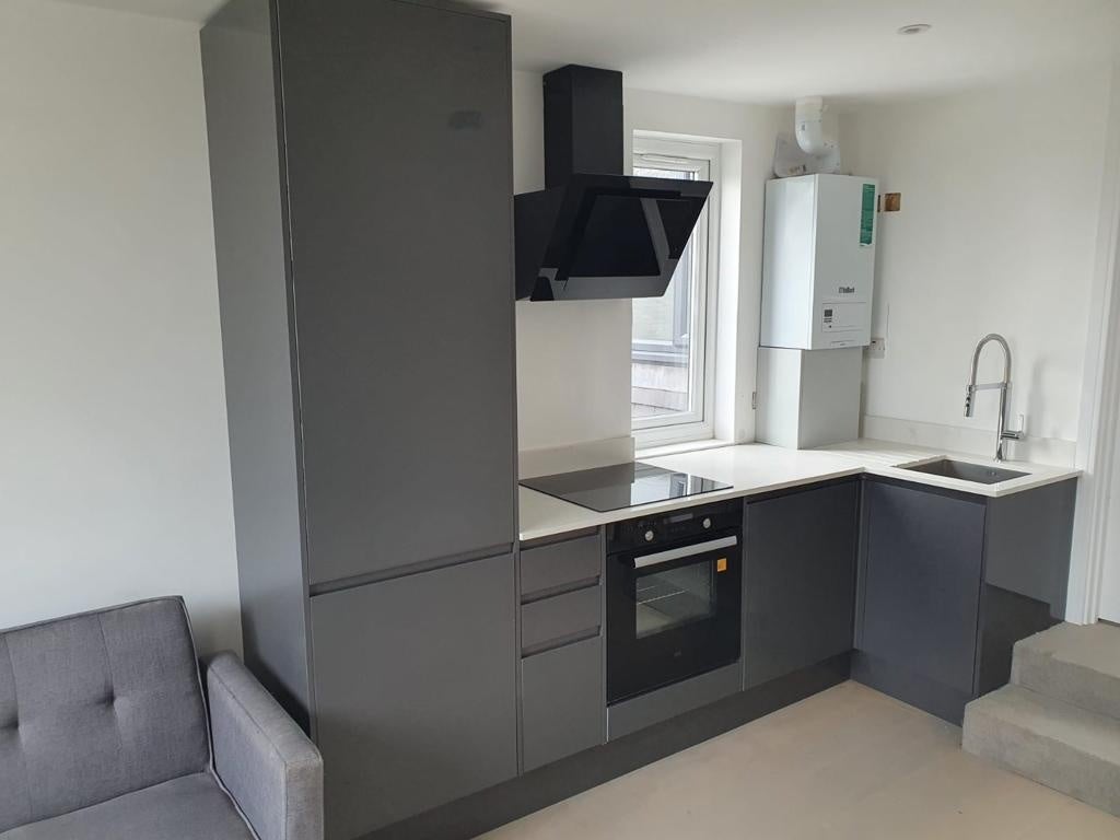 Flat Finchley Lane in Greater London