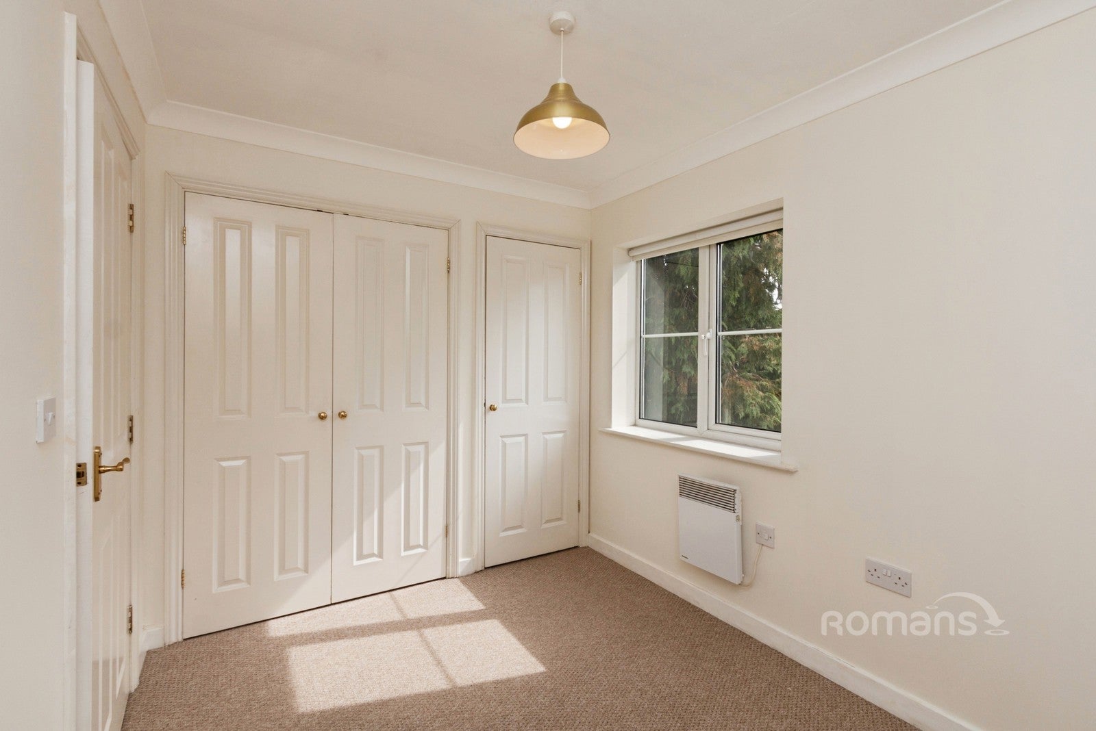 Flat Chapel Lane in Rushmoor