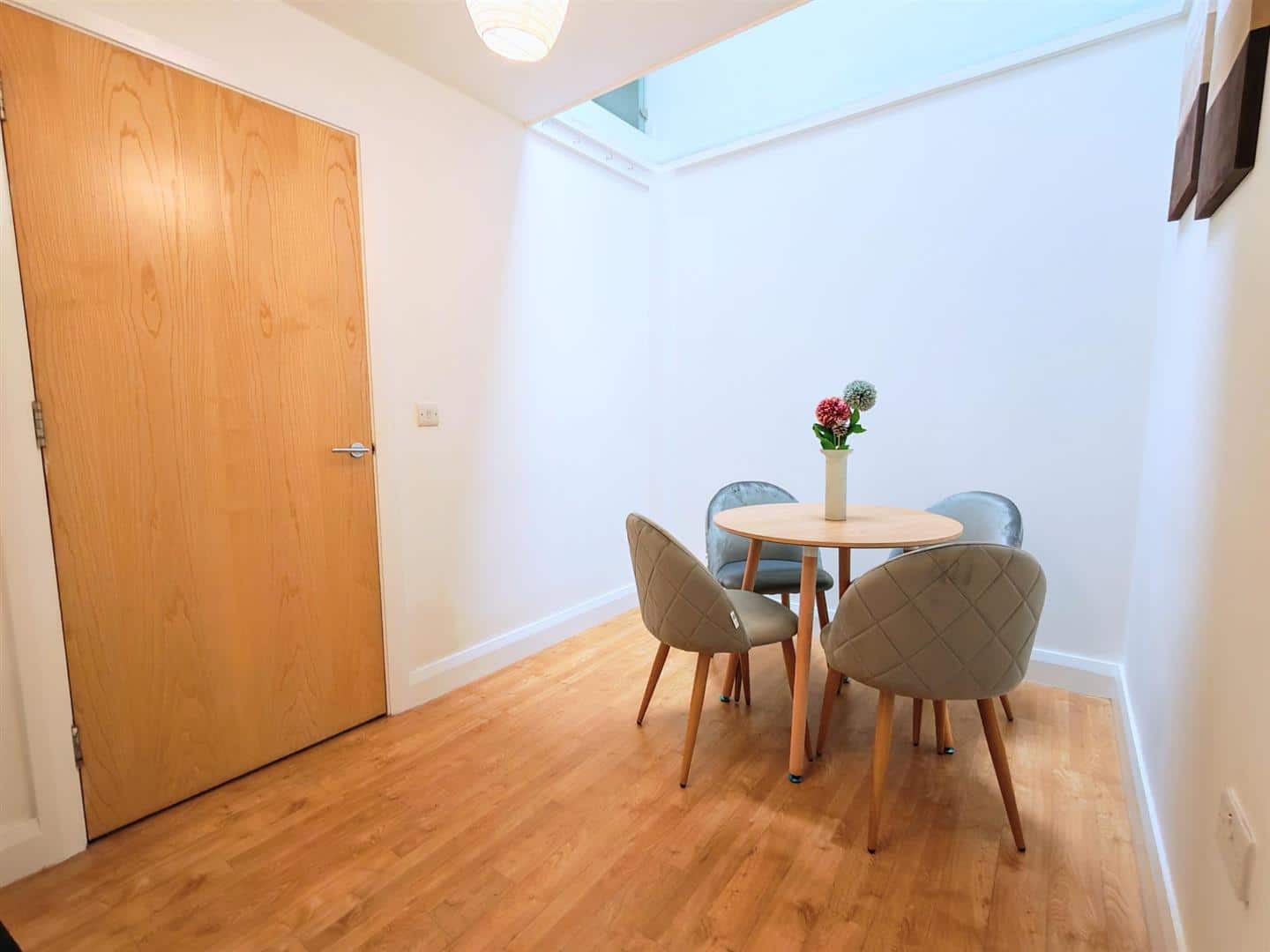 Flat Crosshall Street in Liverpool