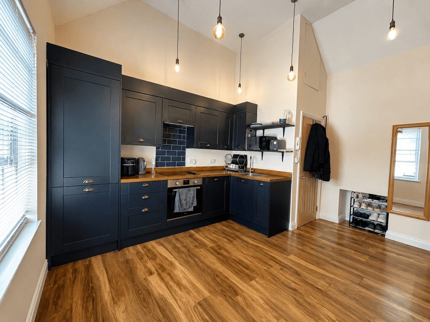 Flat Totteridge Avenue in High Wycombe