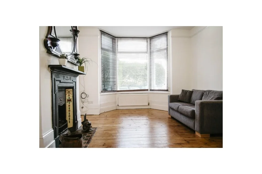 Flat Nelson Road in Greater London