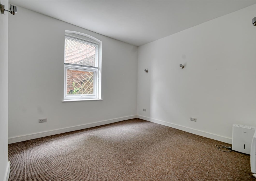 Flat Hollybush Road in Bridgnorth