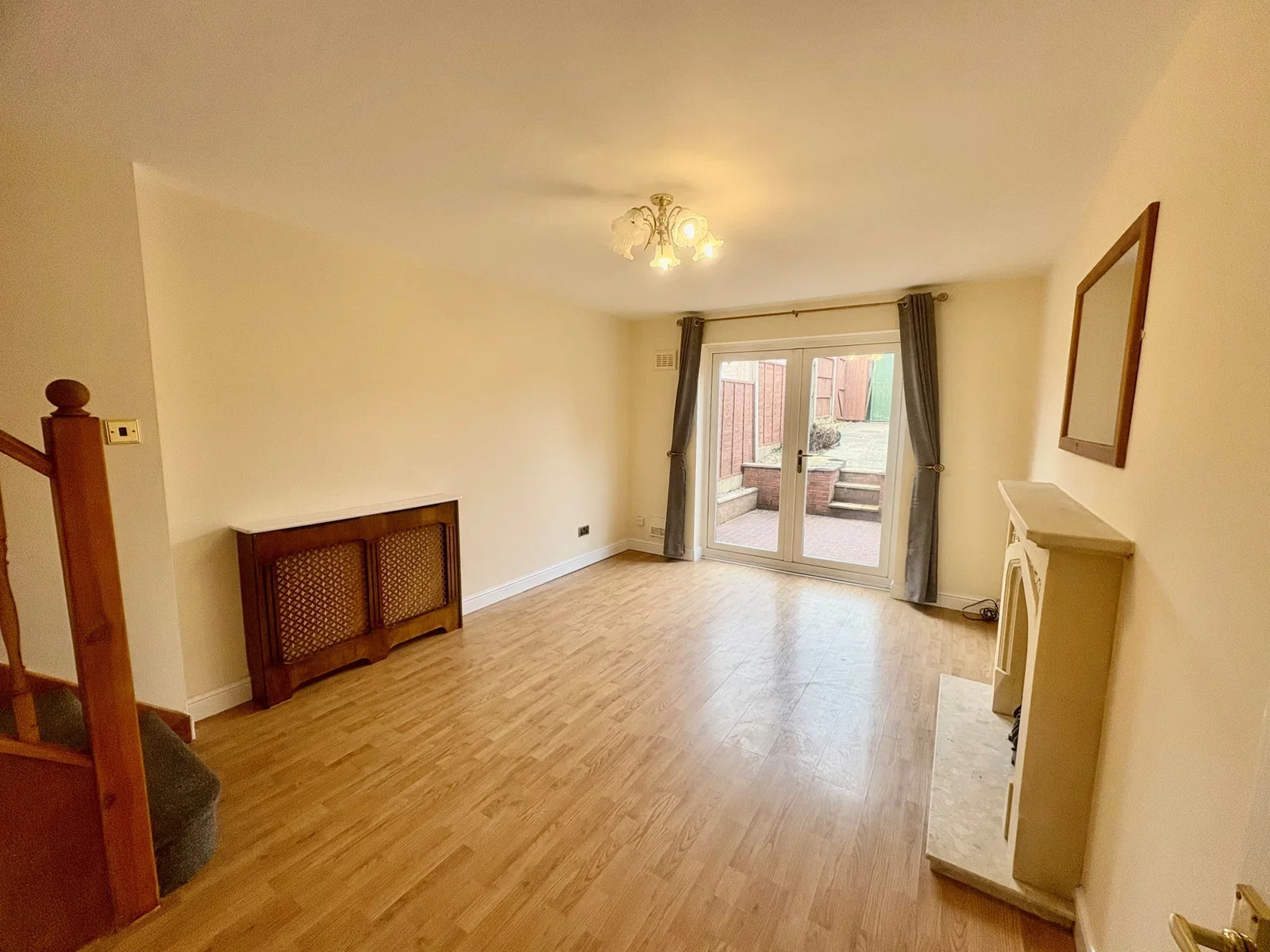 House Acacia Close in Coseley