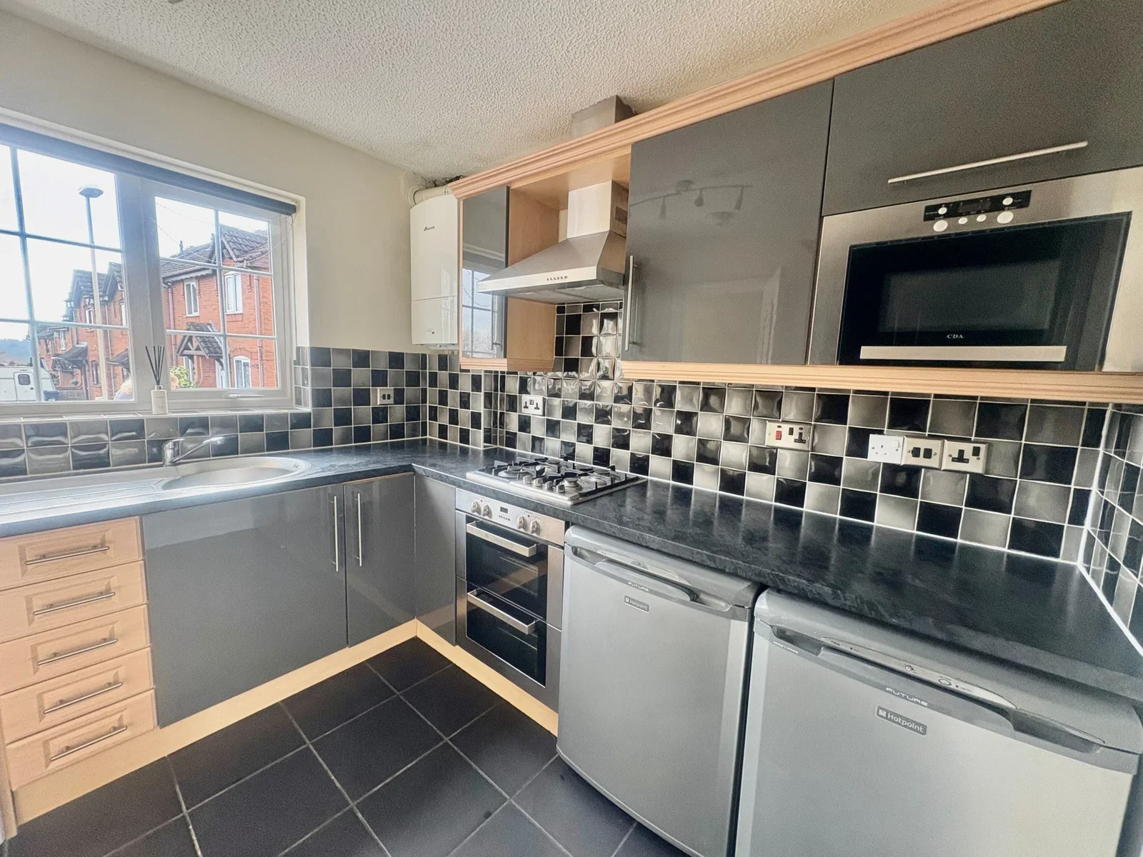House Acacia Close in Coseley