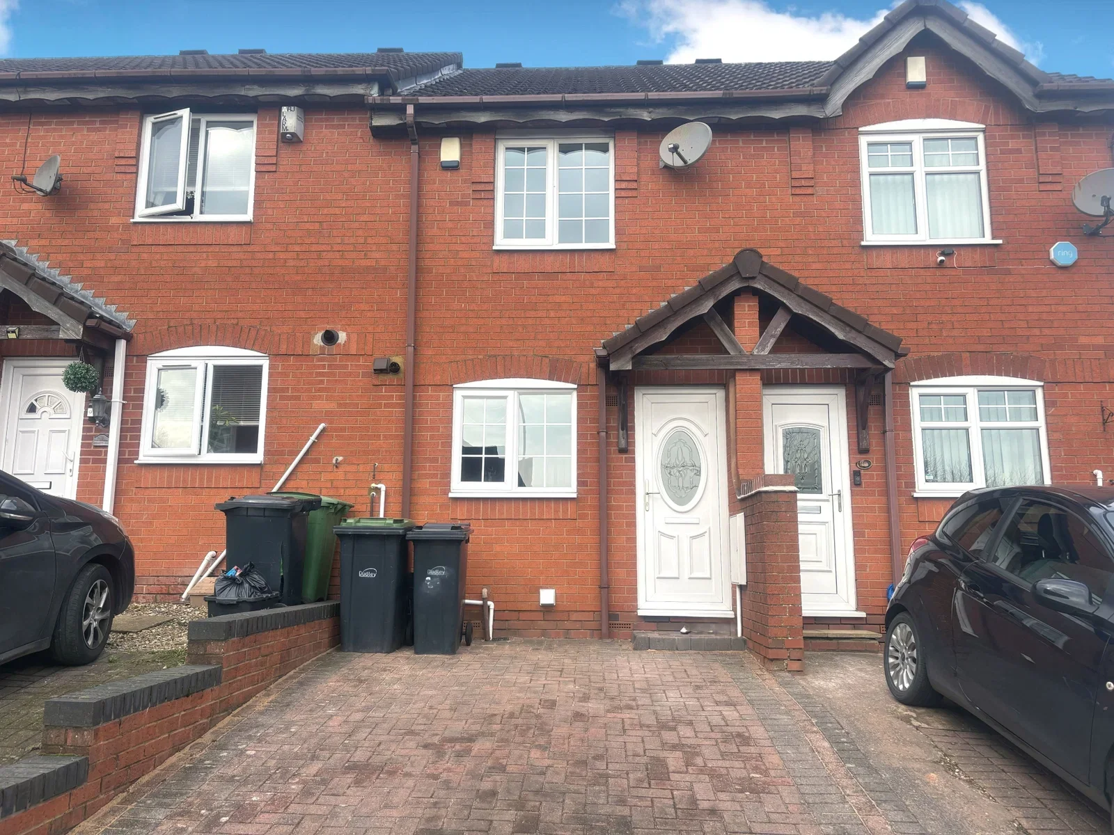 House Acacia Close in Coseley