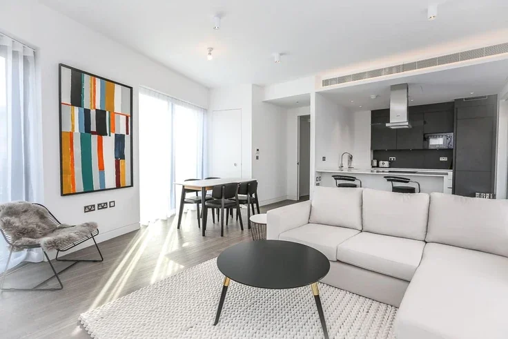 Flat King John Court in Greater London