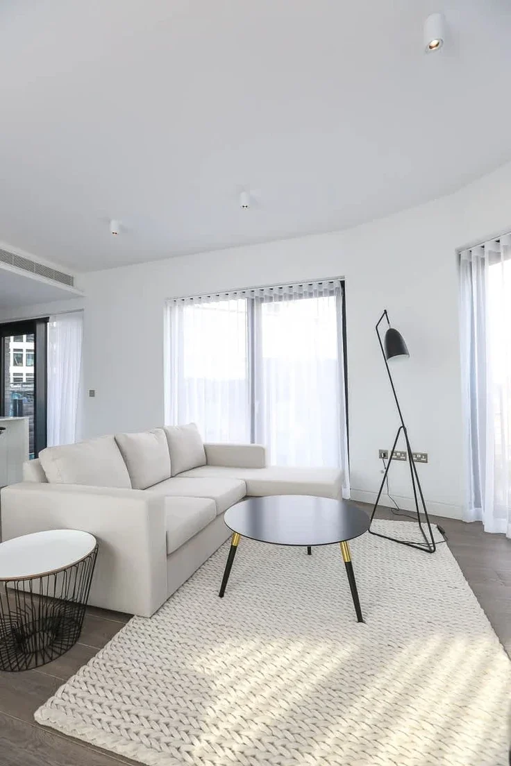Flat King John Court in Greater London