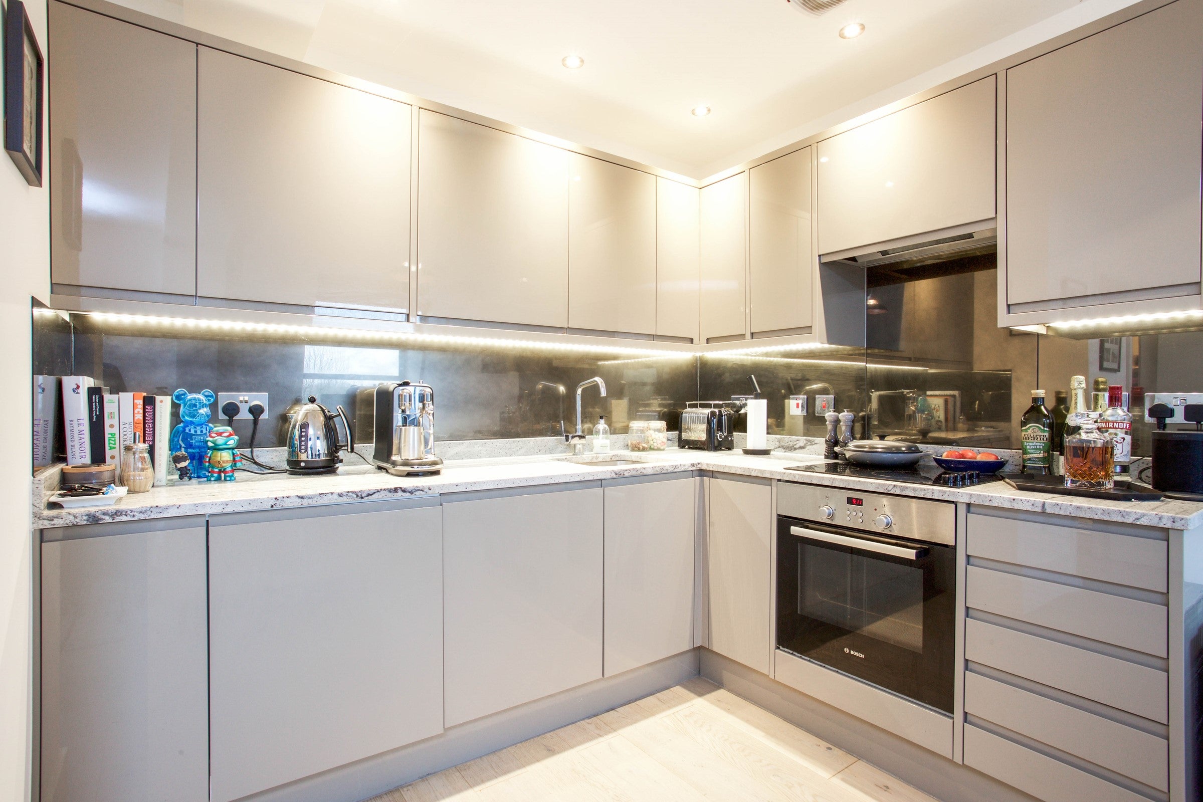Flat Devonshire Road in Elmbridge