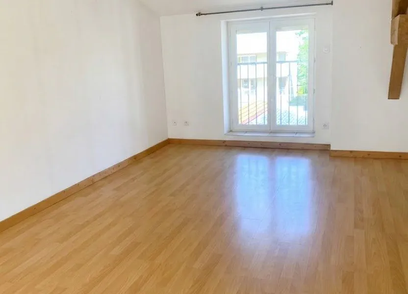 Appartement Avenue du 8 Mai 1945 à Tournon-sur-Rhône