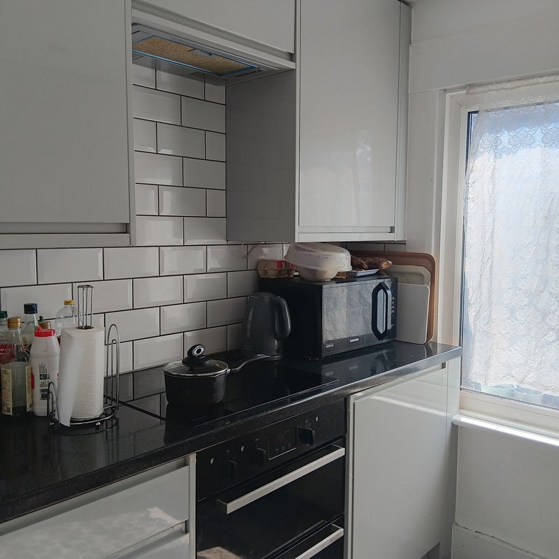 Room George Lane in Greater London