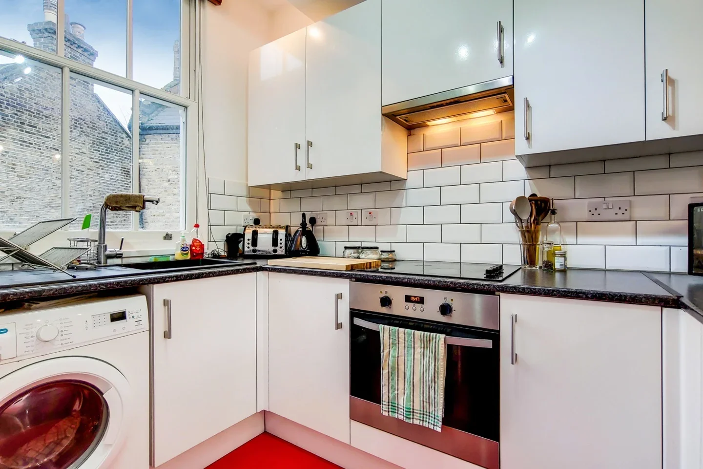 Flat Northwold Road in Greater London