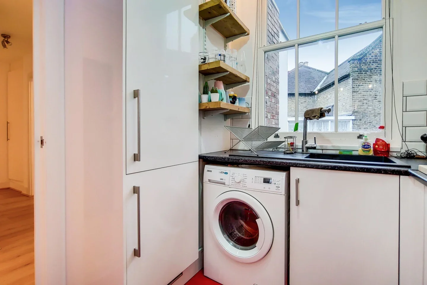 Flat Northwold Road in Greater London
