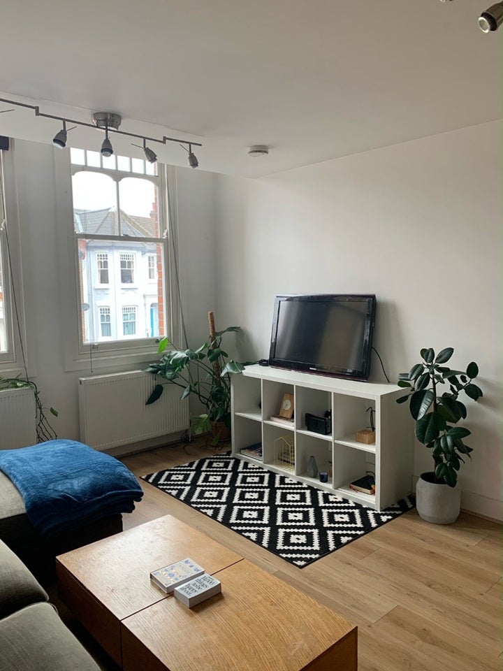 Flat Northwold Road in Greater London