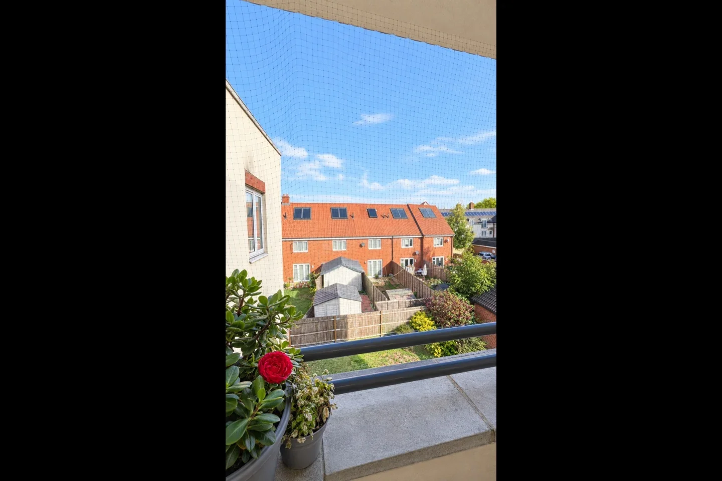 Flat Chamberlain Close in Greater London