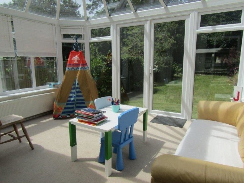 House The Finches in Southampton