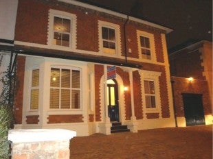 Flat Edgbaston Park Road in Birmingham