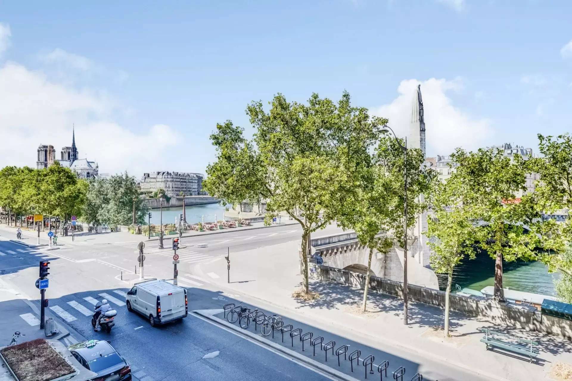 Flat Boulevard Saint-Germain in Paris