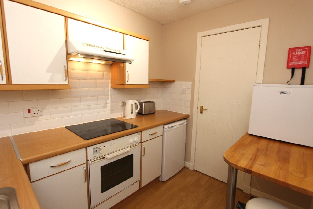 Flat Appin Street in City of Edinburgh