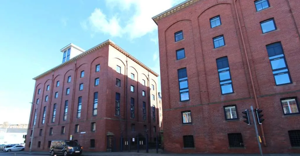 Flat Appin Street in City of Edinburgh