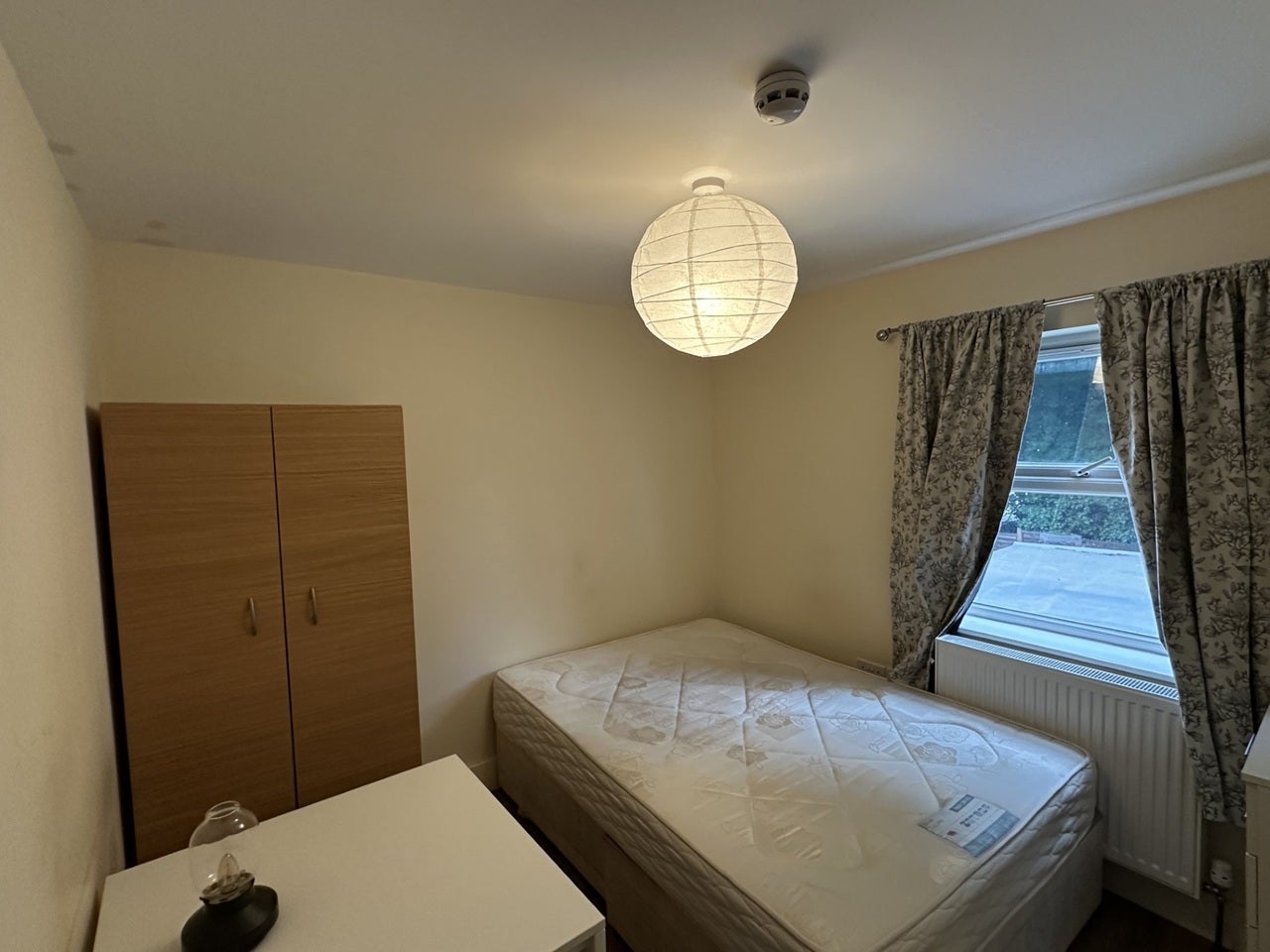 Room Etchingham Road in Greater London