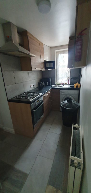 Room Sandwich Close in Blackburn