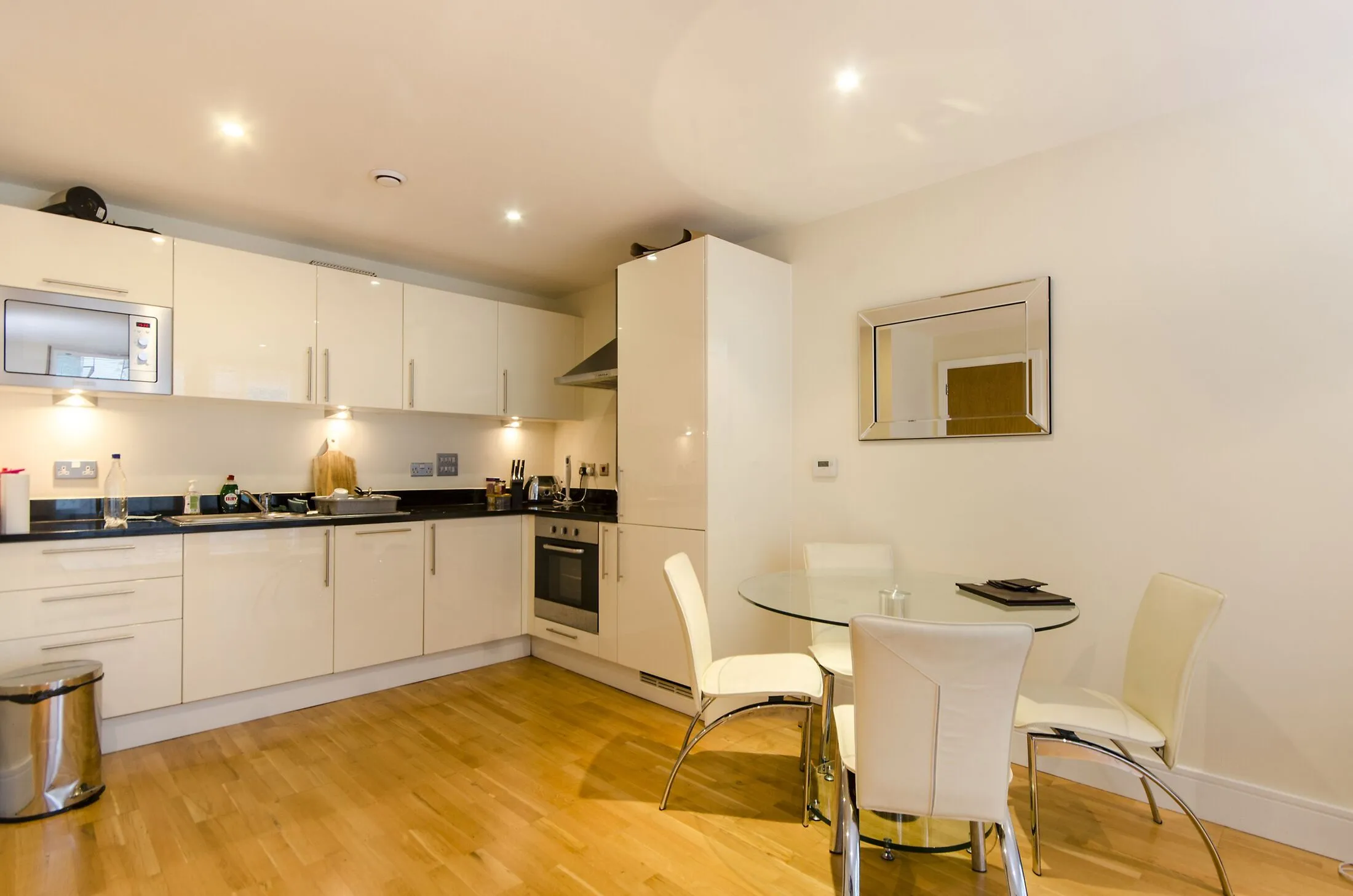 Flat Quadrant Walk in Greater London