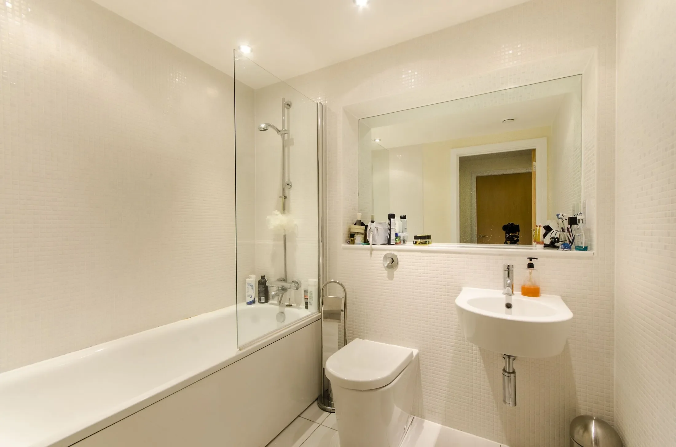 Flat Quadrant Walk in Greater London