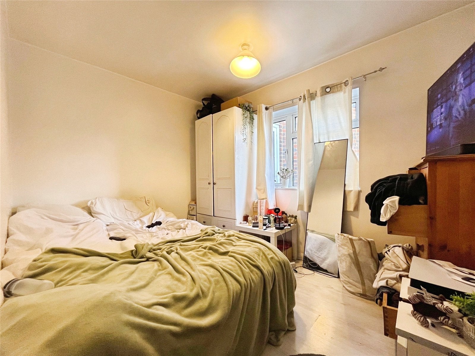 Flat Vegal Crescent in Borough of Runnymede