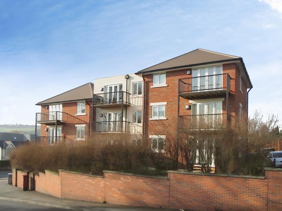 Flat A40 in Flackwell Heath
