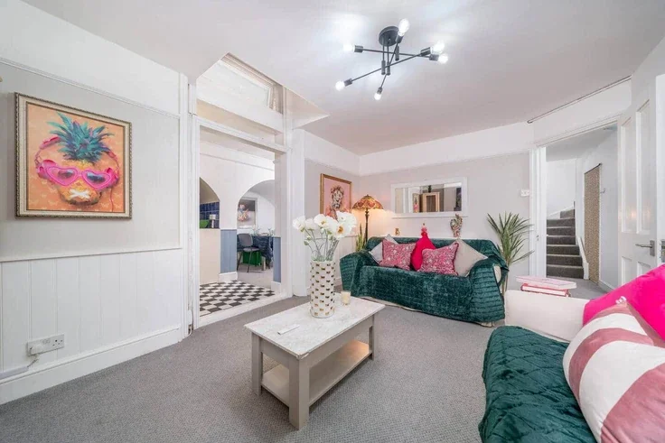 Flat Redcliffe Square in Greater London