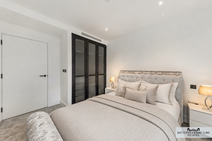 Flat Palmer Road in Greater London