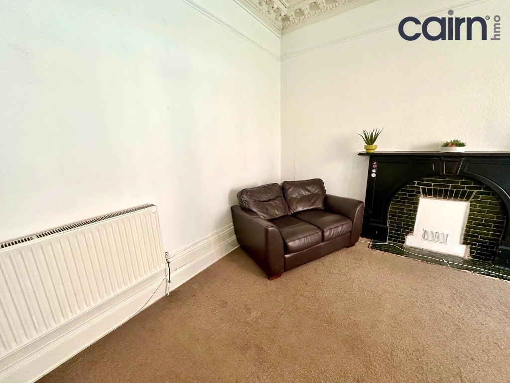 Flat Kersland Street in Glasgow
