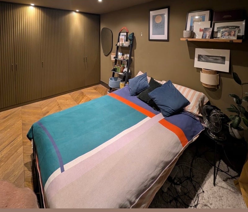 Room Vining Street in Greater London