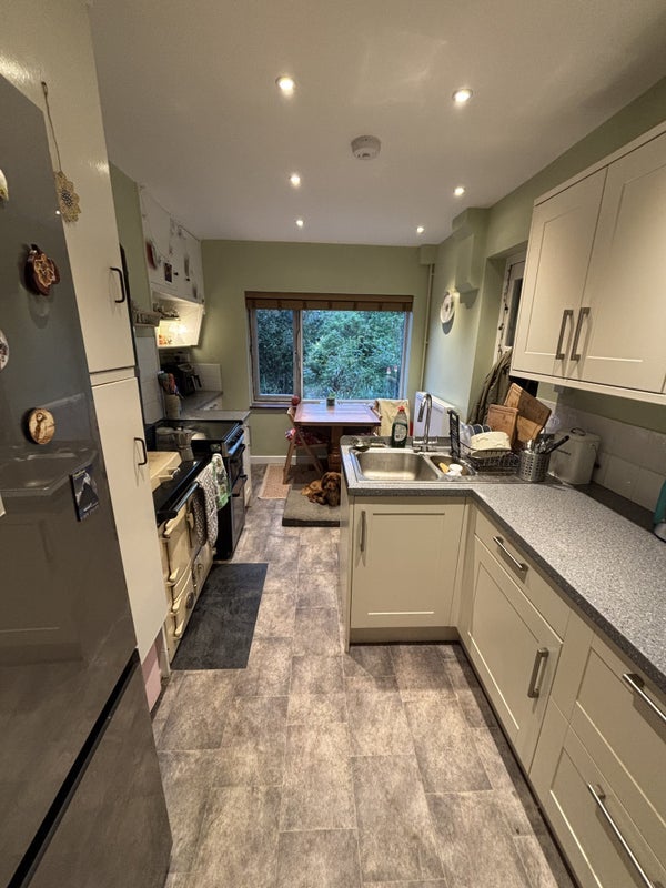 House B4086 in Stratford-on-Avon
