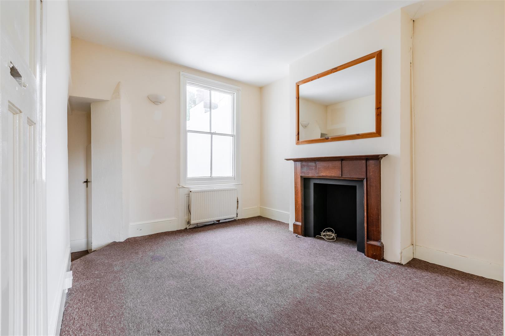 Flat Gladstone Terrace in Brighton