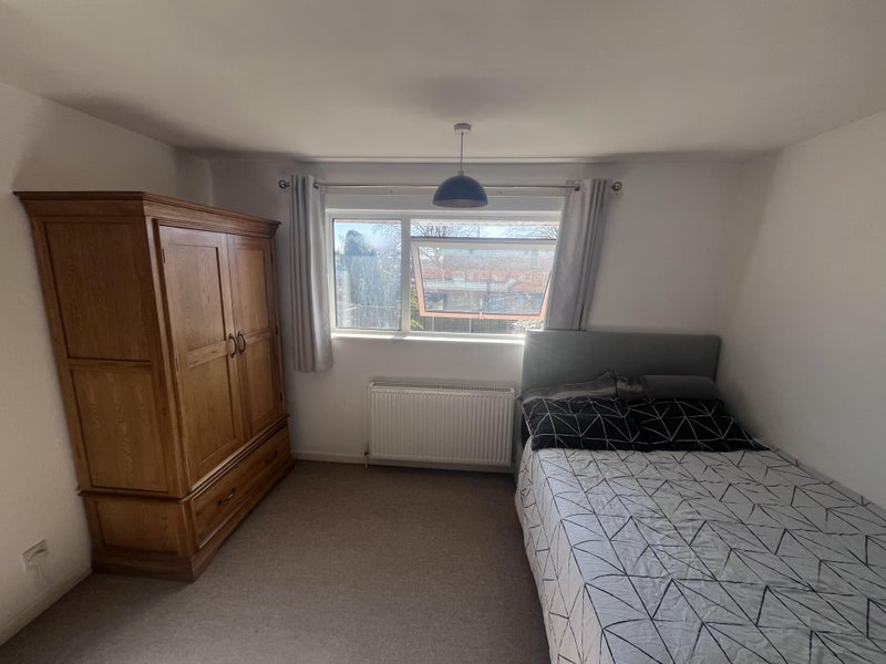 Room Brockhurst Gardens in Bristol