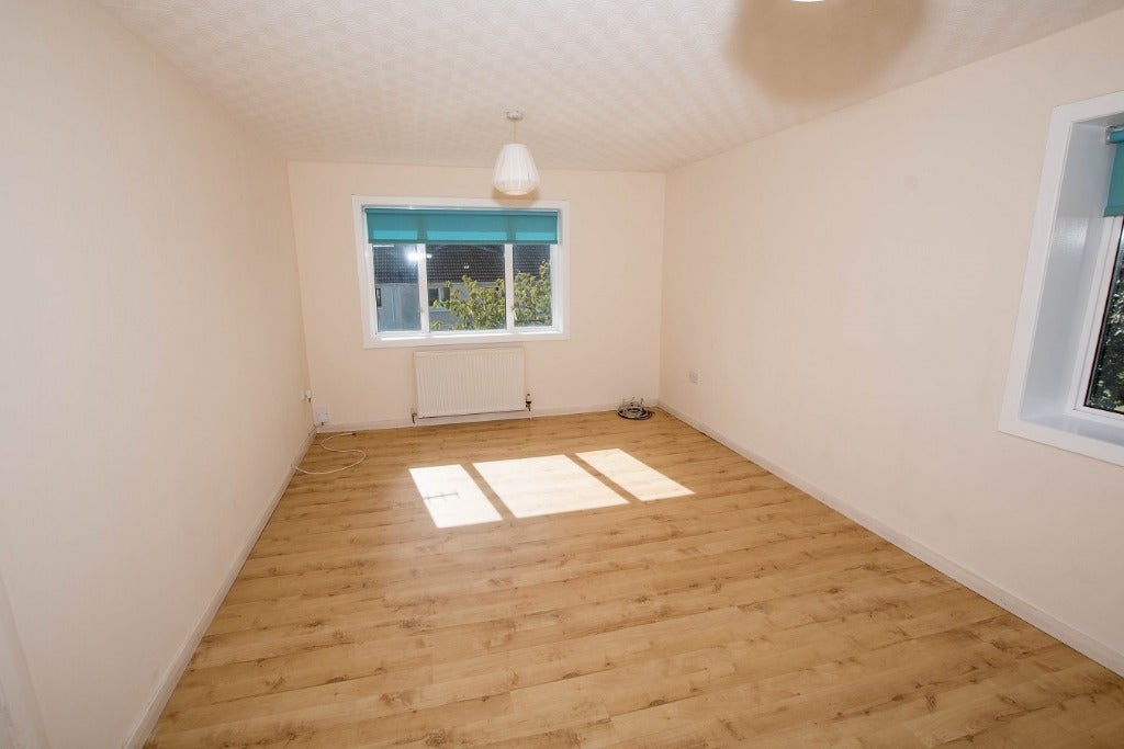 Flat Primrose Court in Rosyth