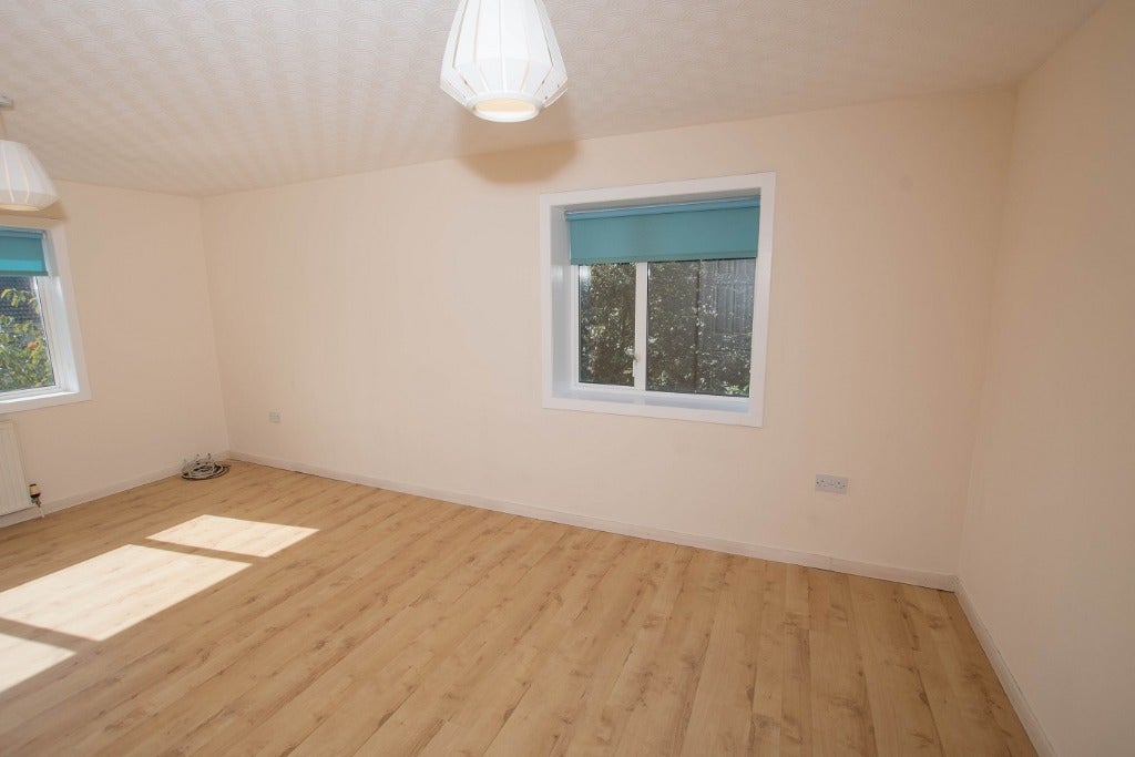 Flat Primrose Court in Rosyth