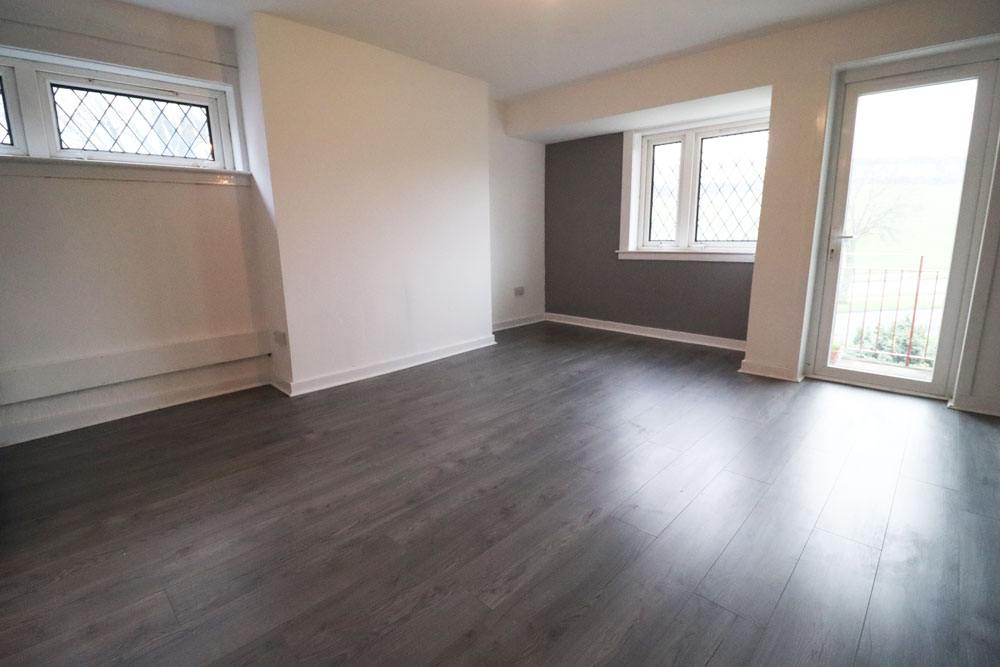 Flat Leitchland Road in Elderslie