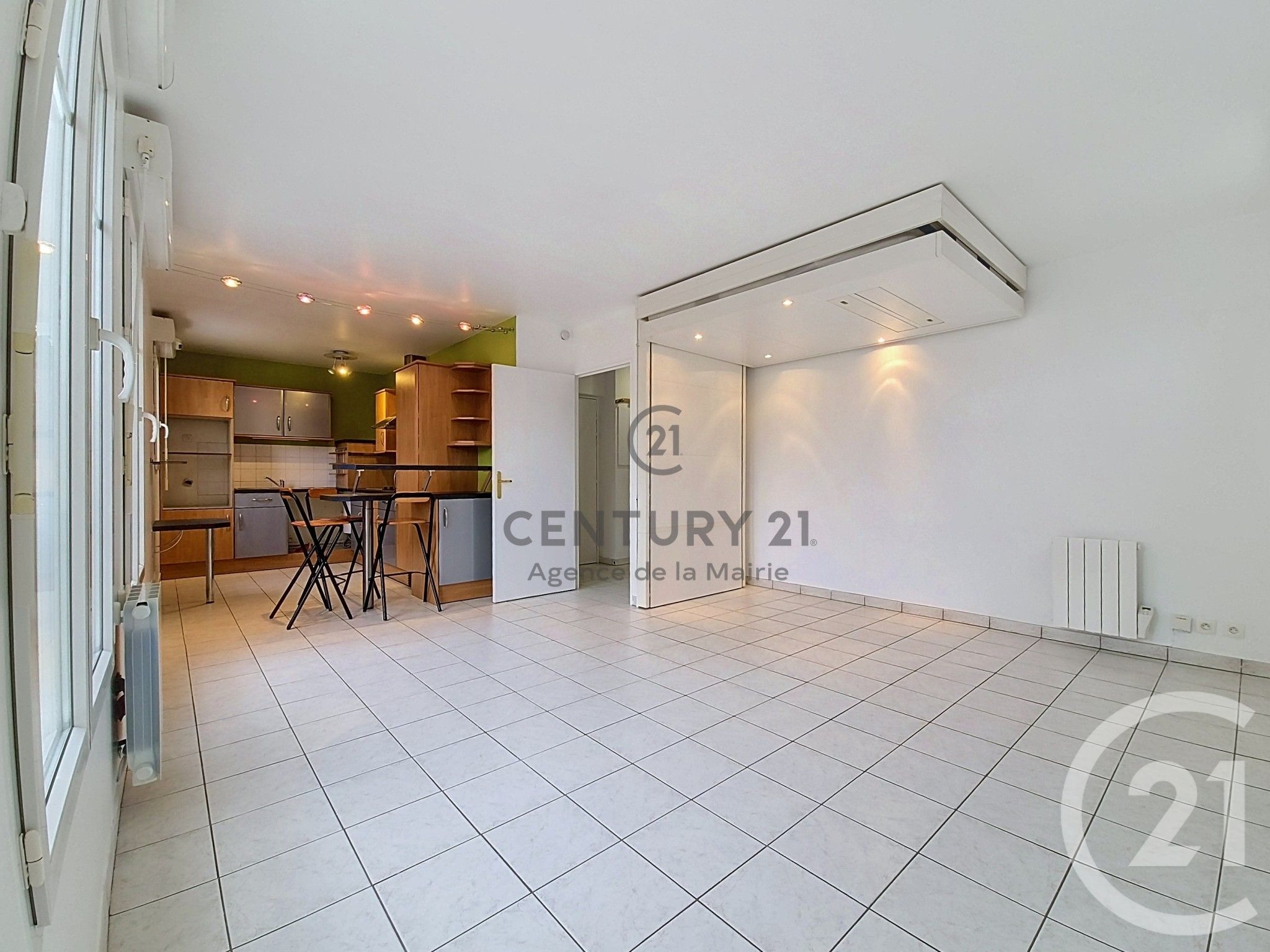 Flat Rue Verrollot / Rue Verollot in Ivry-sur-Seine