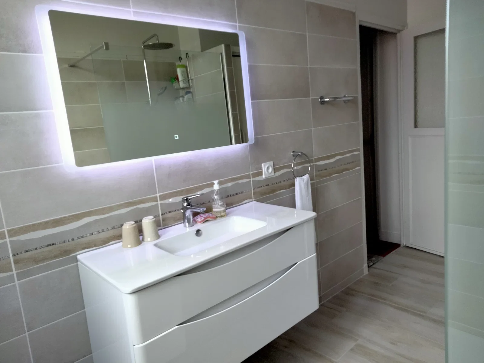Room Rue de la Marne in Mantes-la-Jolie