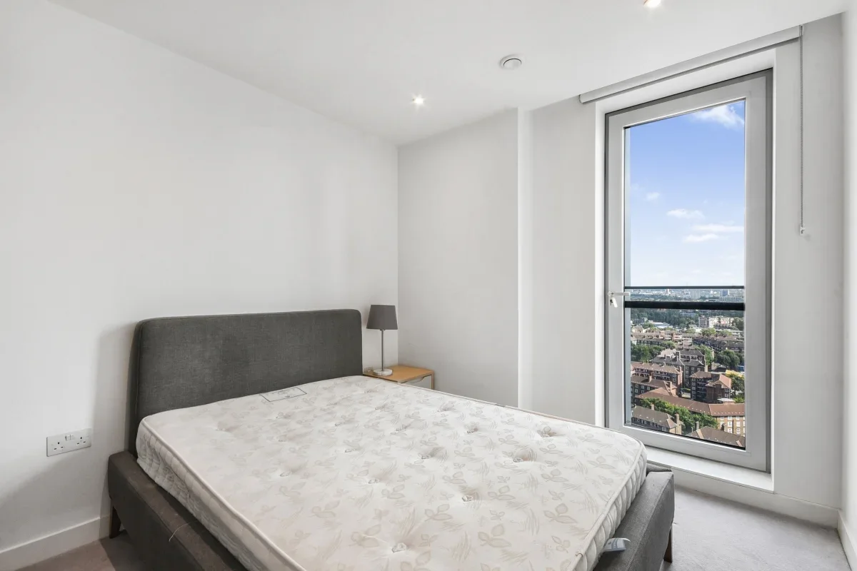 Flat Brook Drive in Greater London