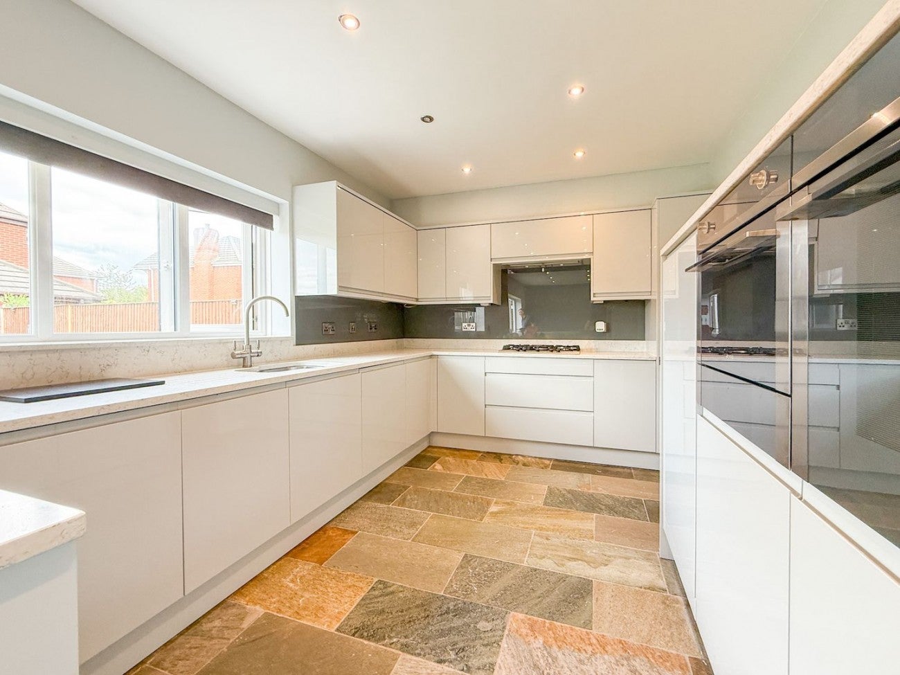 House Shuttle Eye Way in Kirklees