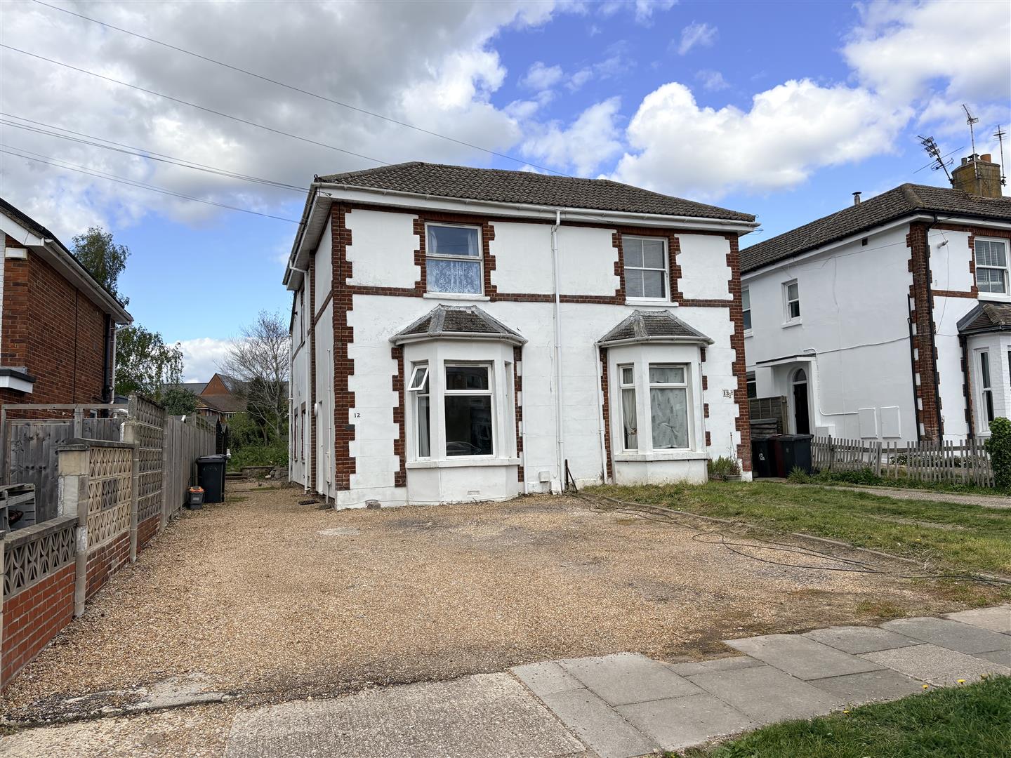 Flat King's Avenue in Chichester