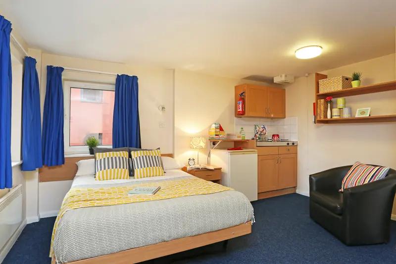 Room Woodgate in Charnwood